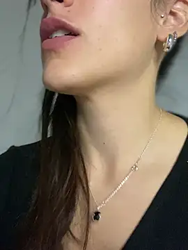 Snapshot of alessandra-a chatting on March 2025 08:21:02 PM alessandra-a online show from March 2025 08:21:02 PM
