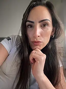 Snapshot of alessandra-a chatting on September 2025 07:04:01 PM alessandra-a online show from September 2025 07:04:01 PM