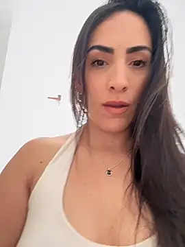 alessandra-a online show from February 2026 07:06:01 PM