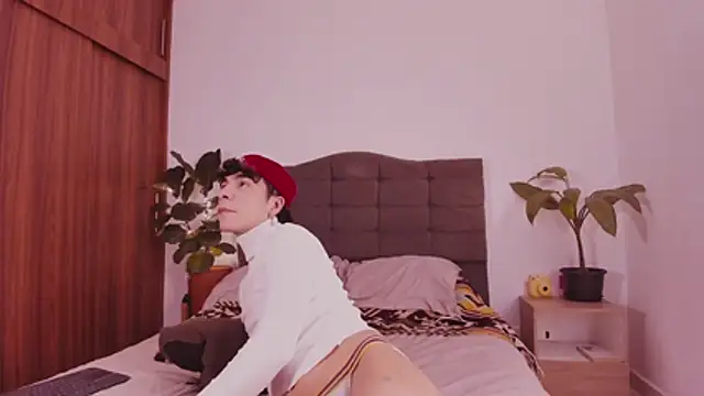 Snapshot of 2gays_1Str8 chatting on March 2026 12:58:01 AM 2gays 1Str8 online show from March 2026 12:58:01 AM