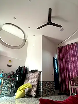 Snapshot of kalakim chatting on November 2025 09:31:01 AM kalakim online show from November 2025 09:31:01 AM