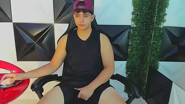 Dani cumboy online show from September 2025 02:10:01 PM