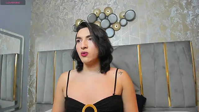 Snapshot of TomLondon_ chatting on February 2025 11:36:02 AM TomLondon online show from February 2025 11:36:02 AM
