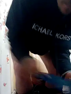 Lilsmokeshow017 online show from December 2025 10:49:02 PM