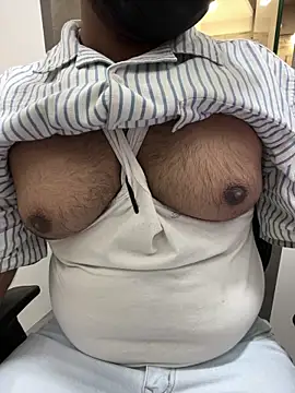 dick69lil online show from June 2026 07:00:01 AM