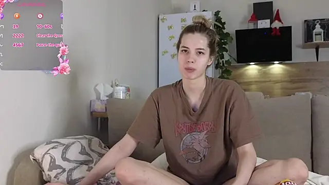 Girl alone home online show from January 2025 03:41:01 AM