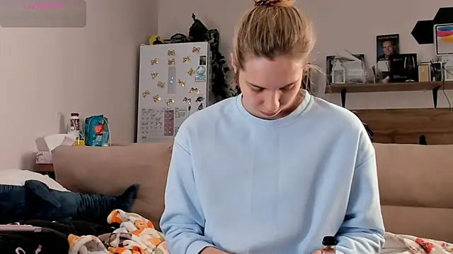 Girl alone home online show from June 2026 03:43:02 PM
