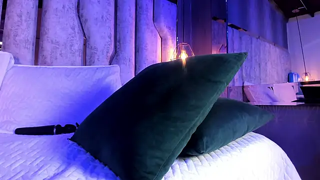 Snapshot of barbara_cambels chatting on January 2025 01:33:01 AM barbara cambels online show from January 2025 01:33:01 AM