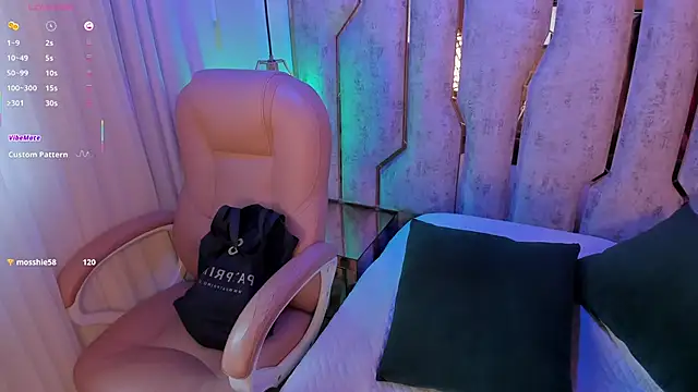 Snapshot of barbara_cambels chatting on September 2025 07:36:01 PM barbara cambels online show from September 2025 07:36:01 PM