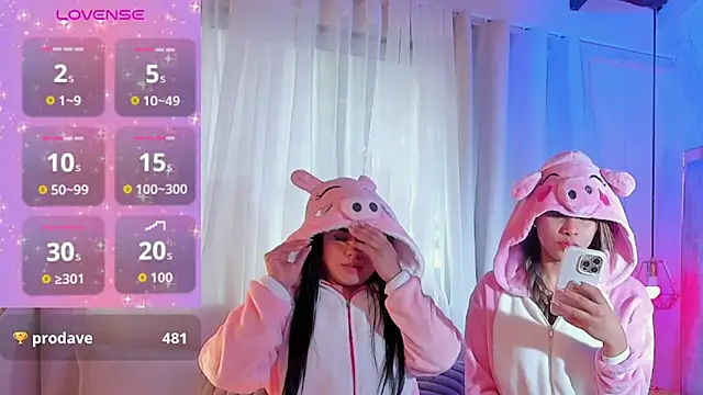 Snapshot of barbara_cambels chatting on September 2025 08:57:01 PM barbara cambels online show from September 2025 08:57:01 PM