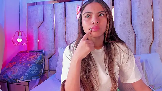 Snapshot of barbara_cambels chatting on September 2025 06:57:01 PM barbara cambels online show from September 2025 06:57:01 PM