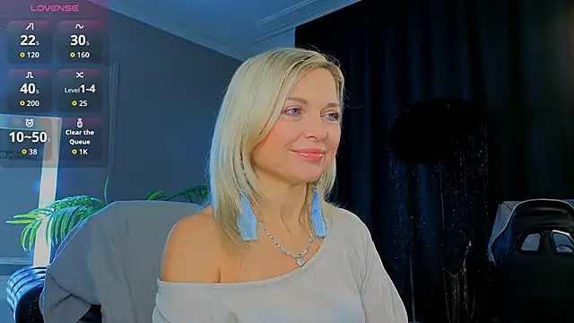 Gloria Lovely online show from December 2025 10:44:02 AM