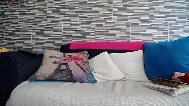 VioletaGomezCo online show from June 2026 04:44:01 PM