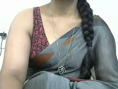 Snapshot of rashmika_reddy chatting on September 2025 05:29:01 AM rashmika reddy online show from September 2025 05:29:01 AM