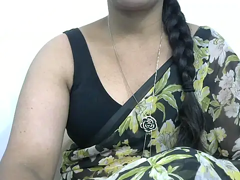 Snapshot of rashmika_reddy chatting on November 2025 05:16:01 PM rashmika reddy online show from November 2025 05:16:01 PM