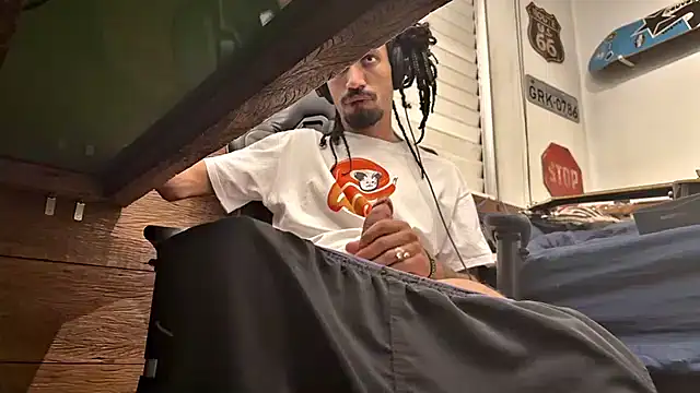 hotcamboy420 online show from February 2025 03:45:01 AM