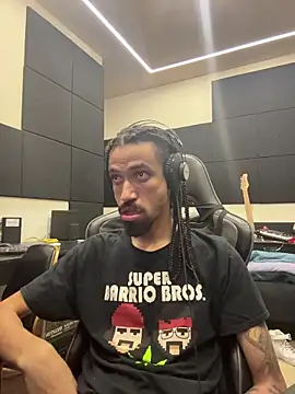 Snapshot of hotcamboy420 chatting on January 2026 05:22:02 AM hotcamboy420 online show from January 2026 05:22:02 AM