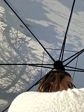 Snapshot of LydiaMaus96 chatting on February 2026 02:27:01 PM LydiaMaus96 online show from February 2026 02:27:01 PM