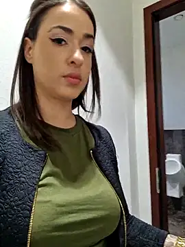 Snapshot of LydiaMaus96 chatting on March 2026 12:23:02 PM LydiaMaus96 online show from March 2026 12:23:02 PM