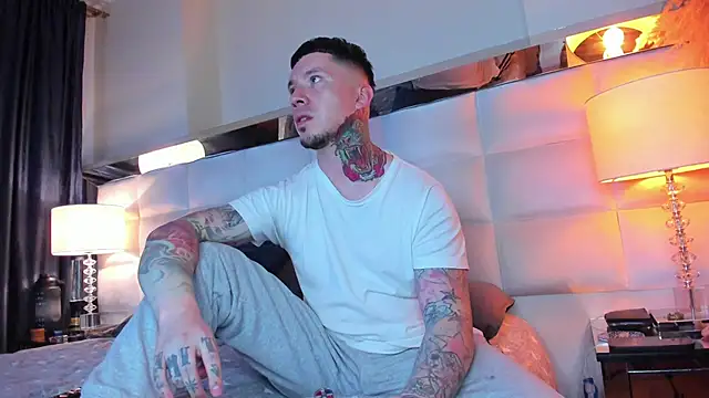 Adam tatto online show from October 2025 01:57:01 AM