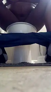 Snapshot of freakniknutty chatting on December 2024 04:45:02 AM freakniknutty online show from December 2024 04:45:02 AM