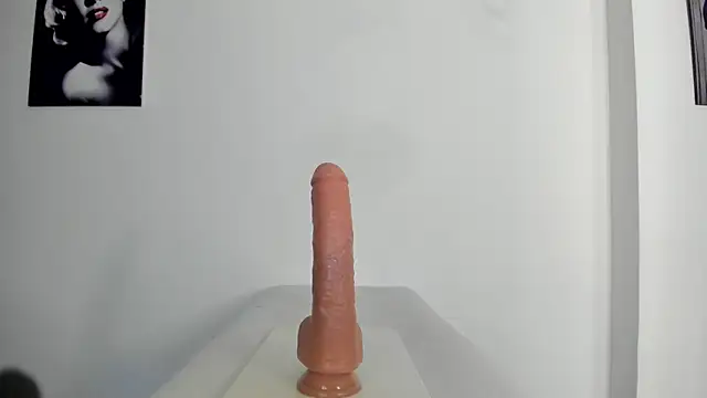 Snapshot of Andrea_Williams_ chatting on November 2025 11:43:01 AM Andrea Williams online show from November 2025 11:43:01 AM