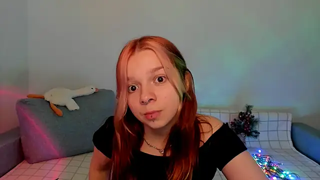 Snapshot of crystal_lilith chatting on December 2024 05:15:01 AM crystal lilith online show from December 2024 05:15:01 AM