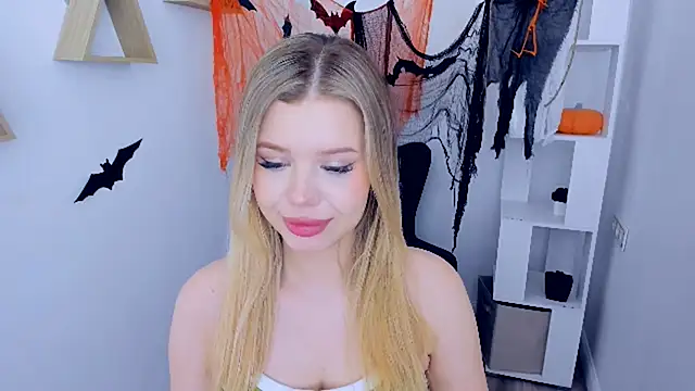 Snapshot of FollowLovee chatting on November 2025 11:34:02 AM FollowLovee online show from November 2025 11:34:02 AM