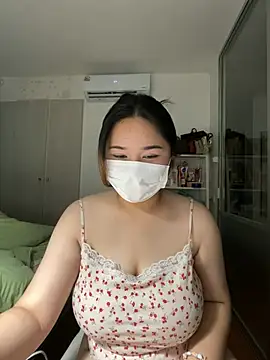 Snapshot of iamMalixxx chatting on December 2024 01:16:02 PM iamMalixxx online show from December 2024 01:16:02 PM