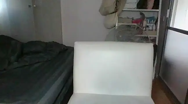 Snapshot of iamMalixxx chatting on March 2025 10:59:02 AM iamMalixxx online show from March 2025 10:59:02 AM