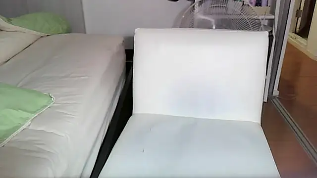 Snapshot of iamMalixxx chatting on September 2025 11:26:01 AM iamMalixxx online show from September 2025 11:26:01 AM