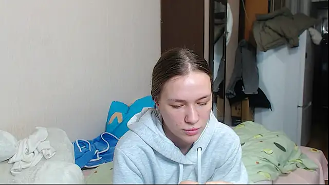 Snapshot of leila_bambi_ chatting on January 2025 11:08:01 PM leila bambi online show from January 2025 11:08:01 PM