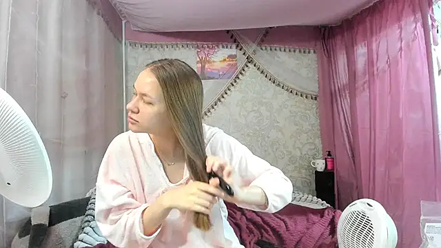 leila bambi  online show from May 2026 03:48:01 AM