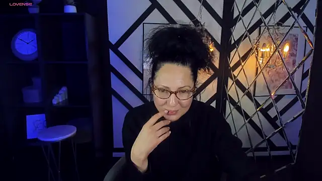 Snapshot of Anita_Muse chatting on December 2024 07:11:02 PM Anita Muse online show from December 2024 07:11:02 PM