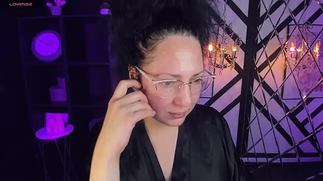 Snapshot of Anita_Muse chatting on January 2025 08:44:01 PM Anita Muse online show from January 2025 08:44:01 PM