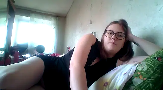Snapshot of DesireMelissa chatting on January 2025 07:55:02 AM DesireMelissa online show from January 2025 07:55:02 AM