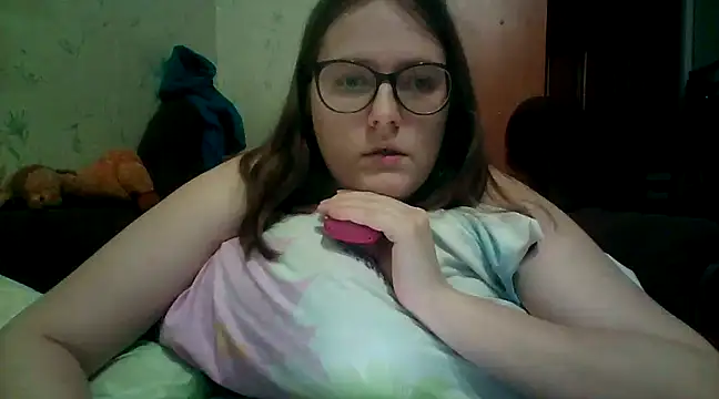 Snapshot of DesireMelissa chatting on January 2025 07:06:02 AM DesireMelissa online show from January 2025 07:06:02 AM