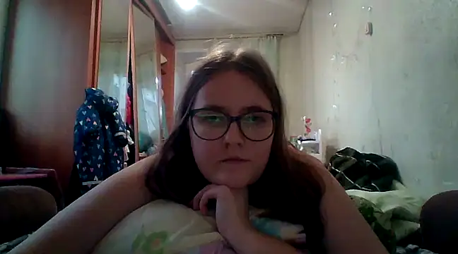 Snapshot of DesireMelissa chatting on January 2025 01:53:01 PM DesireMelissa online show from January 2025 01:53:01 PM