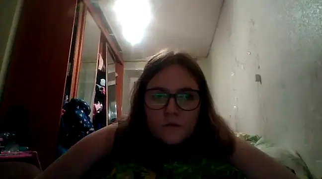 Snapshot of DesireMelissa chatting on January 2025 06:39:01 PM DesireMelissa online show from January 2025 06:39:01 PM