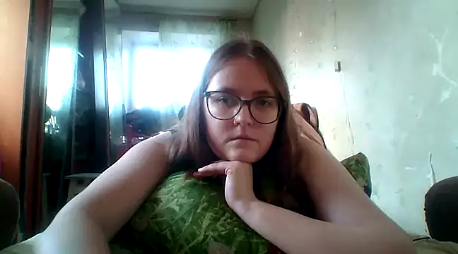 Snapshot of DesireMelissa chatting on February 2025 12:50:01 PM DesireMelissa online show from February 2025 12:50:01 PM