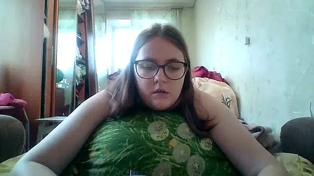 Snapshot of DesireMelissa chatting on February 2025 07:36:02 AM DesireMelissa online show from February 2025 07:36:02 AM