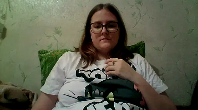 Snapshot of DesireMelissa chatting on February 2025 04:53:02 PM DesireMelissa online show from February 2025 04:53:02 PM