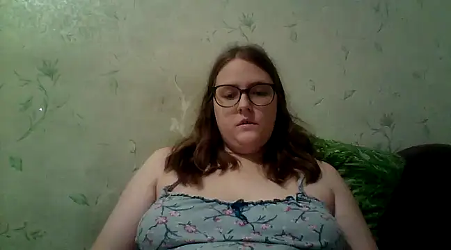 Snapshot of DesireMelissa chatting on February 2025 08:36:01 PM DesireMelissa online show from February 2025 08:36:01 PM