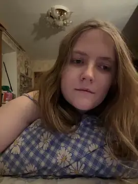 Snapshot of DesireMelissa chatting on March 2025 08:11:01 PM DesireMelissa online show from March 2025 08:11:01 PM