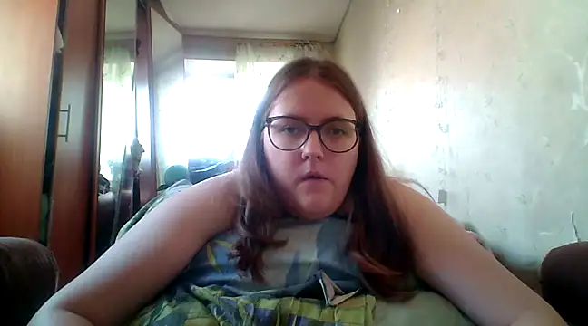 Snapshot of DesireMelissa chatting on March 2025 06:38:02 AM DesireMelissa online show from March 2025 06:38:02 AM