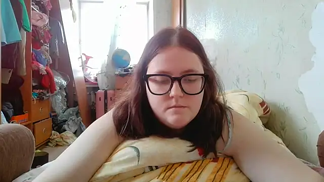 Snapshot of DesireMelissa chatting on February 2026 10:32:02 AM DesireMelissa online show from February 2026 10:32:02 AM