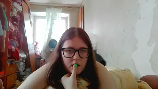 Snapshot of DesireMelissa chatting on February 2026 09:39:01 AM DesireMelissa online show from February 2026 09:39:01 AM