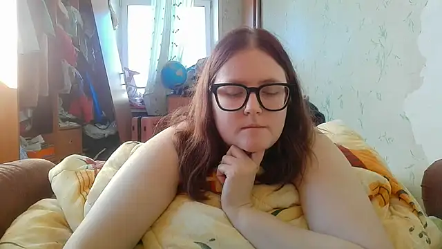 Snapshot of DesireMelissa chatting on February 2026 12:06:01 PM DesireMelissa online show from February 2026 12:06:01 PM