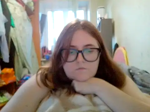 Snapshot of DesireMelissa chatting on June 2026 05:58:02 PM DesireMelissa online show from June 2026 05:58:02 PM