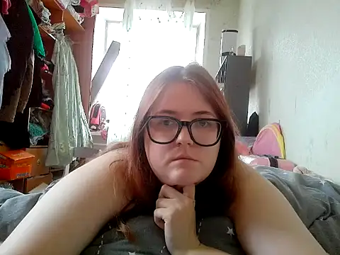 Snapshot of DesireMelissa chatting on June 2026 08:49:02 AM DesireMelissa online show from June 2026 08:49:02 AM